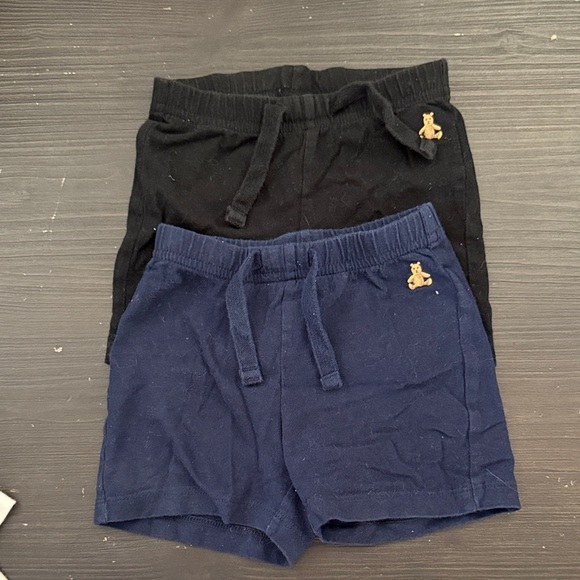 GAP Kids Navy and Black Shorts Set - Picture 1 of 4